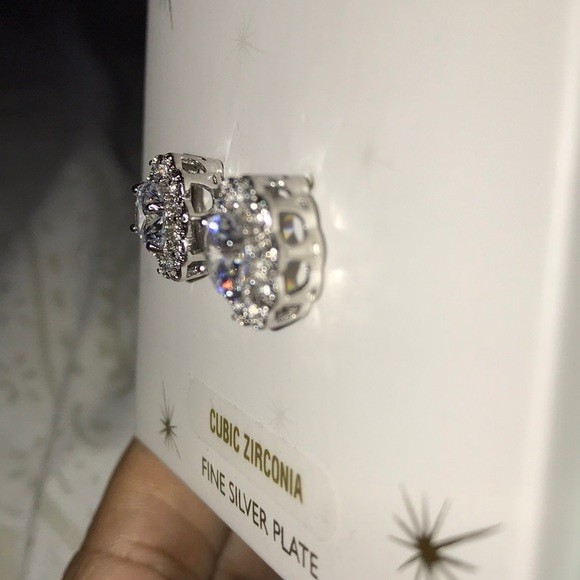 ✨ Starlight ✨ Earrings - Picture 4 of 6